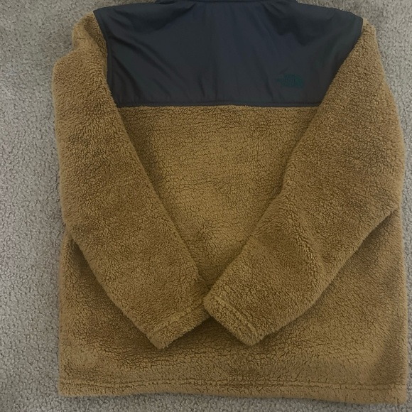 The North Face Tan and Black Fleece Jacket - Picture 6 of 7